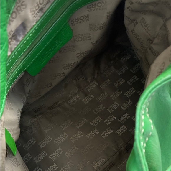 Vintage Michael Kors Vibrant Green Leather Bag - Picture 9 of 10